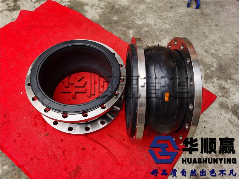 扣槽橡膠接(jiē)頭,柔性橡膠軟接頭,可曲撓橡膠軟(ruǎn)連接