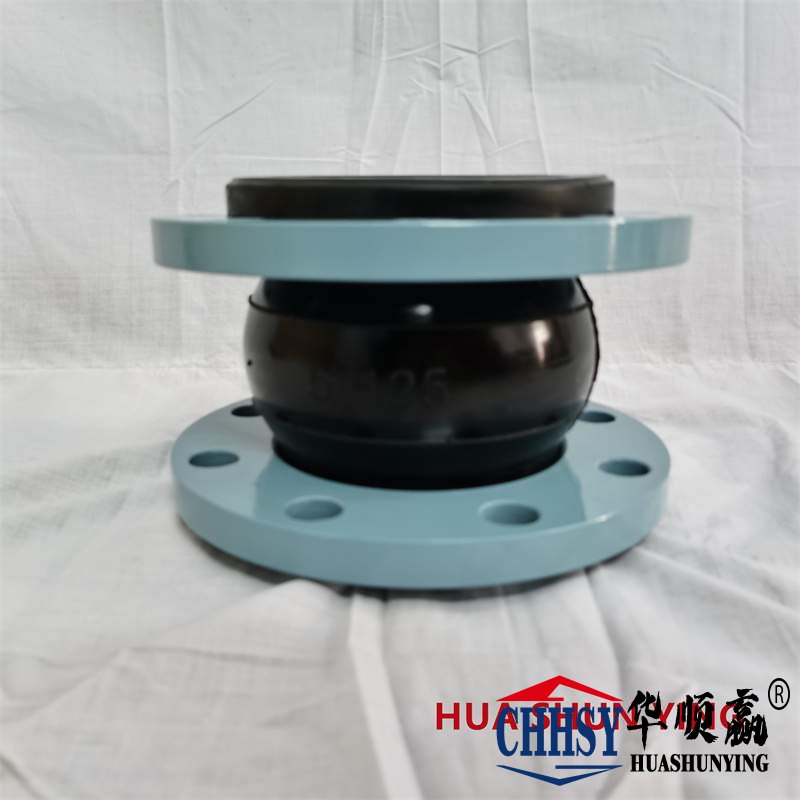 kxt橡膠接（jiē）頭組成，碳鋼法蘭橡（xiàng）膠接頭，循環水係統橡膠軟（ruǎn）連接（jiē）